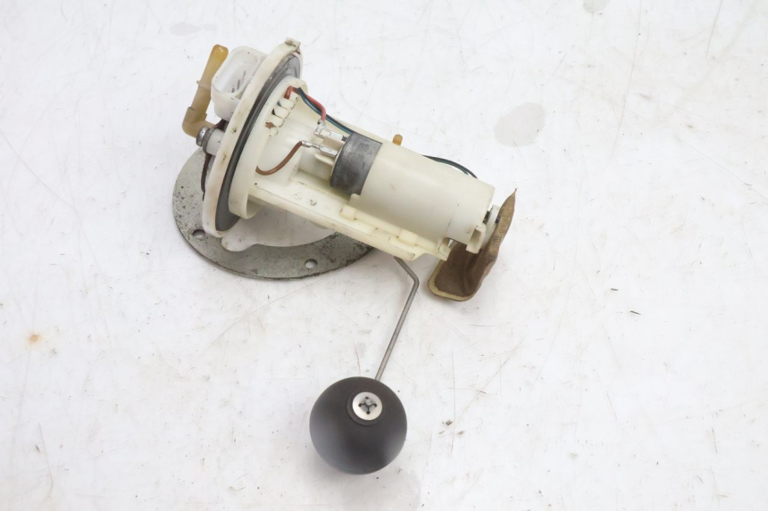 photo de BENZINEPOMP PEUGEOT CITYSTAR 125 (2011 - 2017) - Kenmerkende details