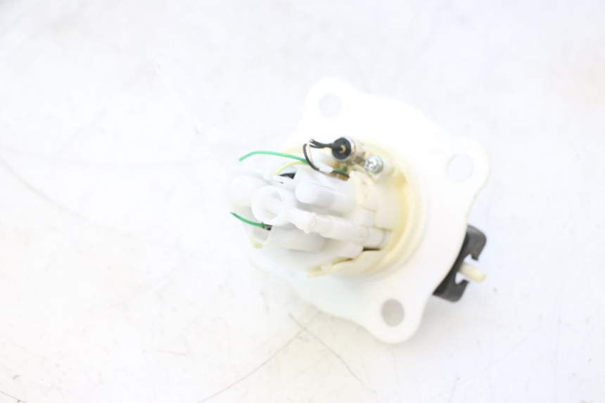 photo de BENZINEPOMP HONDA CRF CR-F 125 (2020 - 2021) - Andere kijkhoek