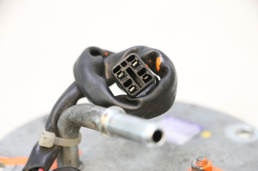 photo de BENZINEPOMP KAWASAKI ER-6 ER6 F ABS 650 (2012 - 2016) - Detail van het onderdeel