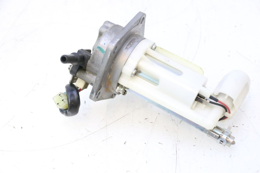 photo de Brandstofpomp KAWASAKI ER-6 ER6 N 650 (2005 - 2009) - Hoofdaanzicht
