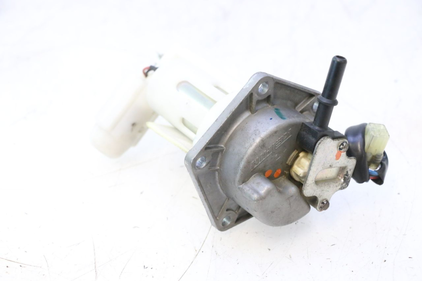 photo de Brandstofpomp KAWASAKI ER-6 ER6 N 650 (2005 - 2009) - Bevestigingspunten