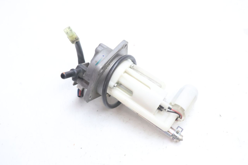 photo de Brandstofpomp KAWASAKI ER-6 ER6 N 650 (2005 - 2009) - Detail van het onderdeel