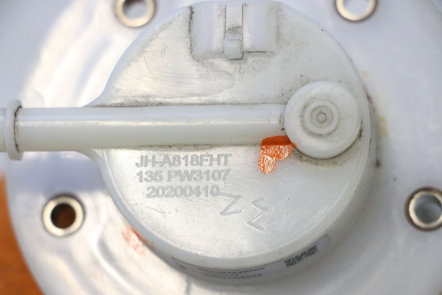photo de BENZINEPOMP KEEWAY F-ACT FACT EVO 50 (2020 - 2026) - Zoom op gebruiksstaat