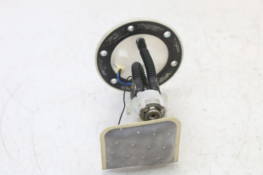 photo de BENZINEPOMP SYM FIDDLE 3 III 125 (2014 - 2020) - Bevestigingspunten