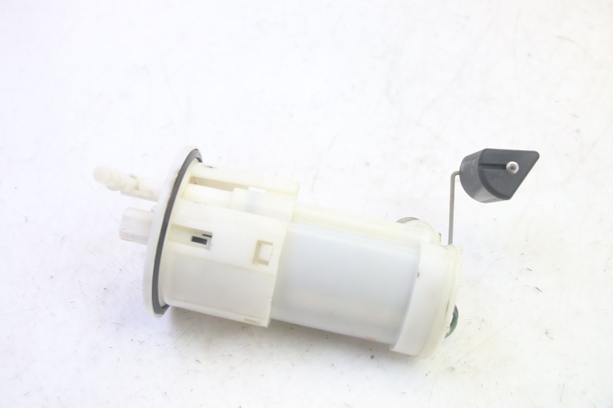 photo de BENZINEPOMP YAMAHA FJR ABS 1300 (2006 - 2012) - Zoom op gebruiksstaat