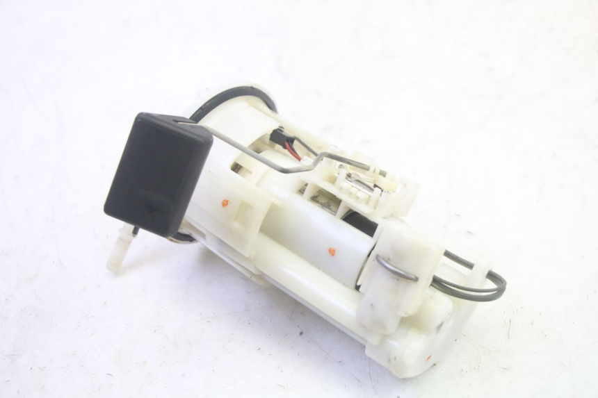 photo de BENZINEPOMP YAMAHA FJR ABS 1300 (2006 - 2012) - Staat van het oppervlak