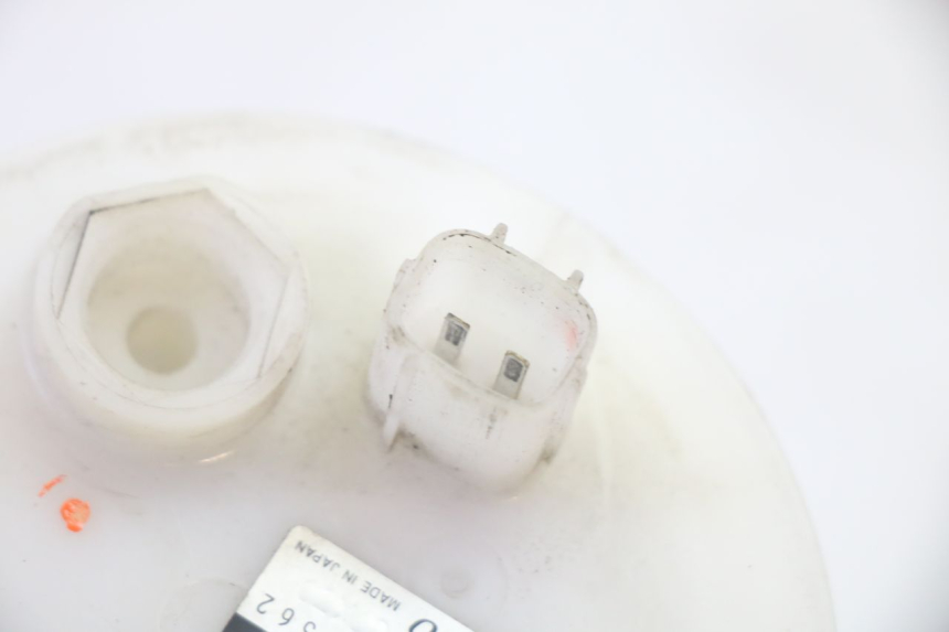 photo de BENZINEPOMP YAMAHA FJR ABS 1300 (2006 - 2012) - Bevestigingspunten