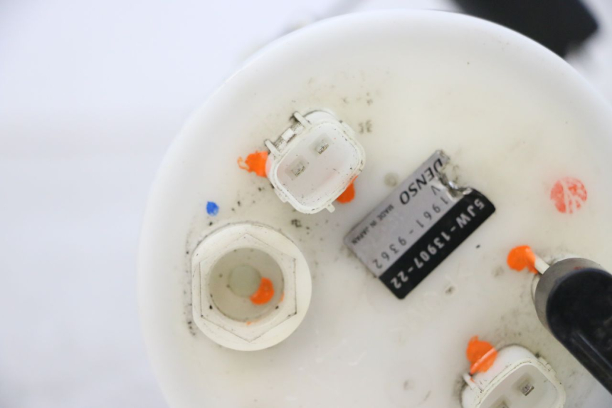 photo de BENZINEPOMP YAMAHA FJR ABS 1300 (2006 - 2012) - Productaanzicht