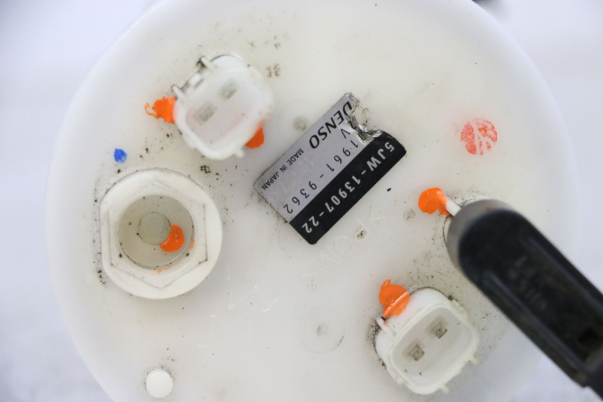 photo de BENZINEPOMP YAMAHA FJR ABS 1300 (2006 - 2012) - Gecontroleerd onderdeel