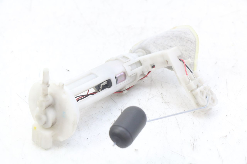 photo de BENZINEPOMP HONDA FORZA 125 (2015 - 2016) - Detail van het onderdeel