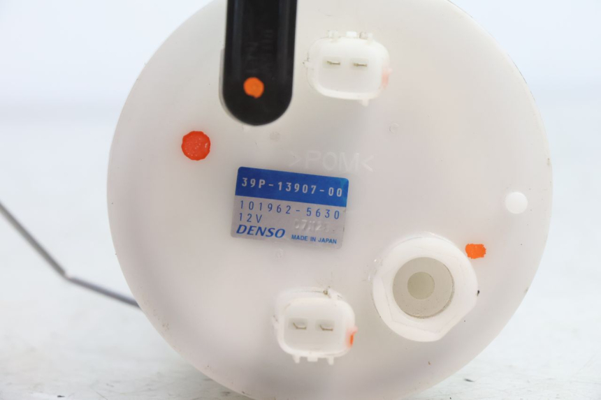 photo de BENZINEPOMP YAMAHA FZ8 800 (2010 - 2016) - Overzicht