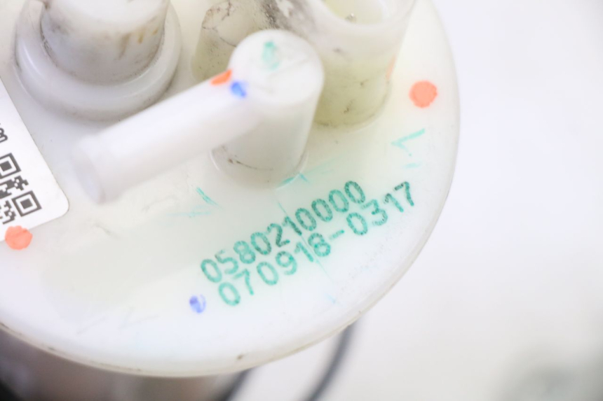 photo de BENZINEPOMP BMW G310 R 310 (2016 - 2020) - Overzicht