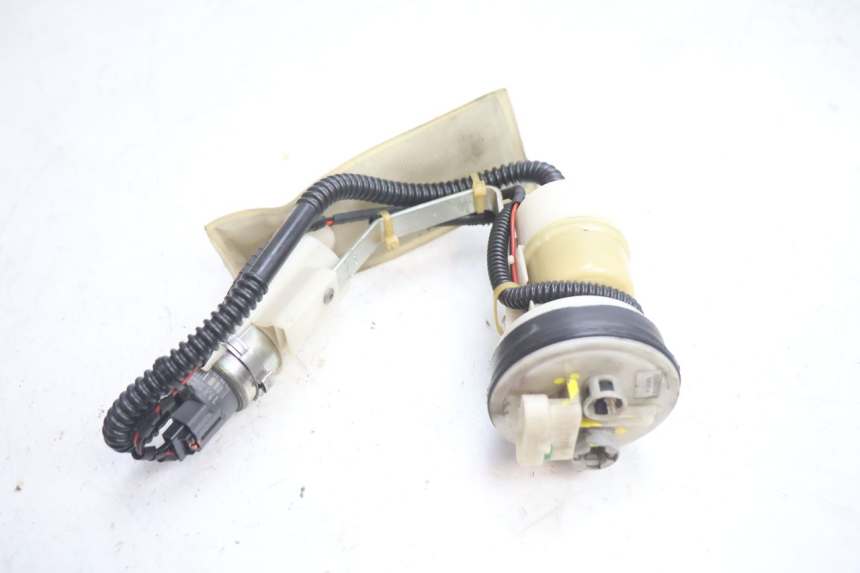 photo de BENZINEPOMP GILERA GP 800 (2007 - 2013) - Technische close-up