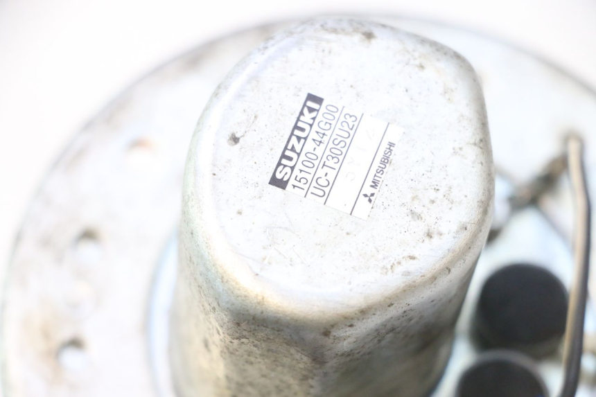 photo de BENZINEPOMP SUZUKI GSR 600 (2005 - 2012) - Andere kijkhoek