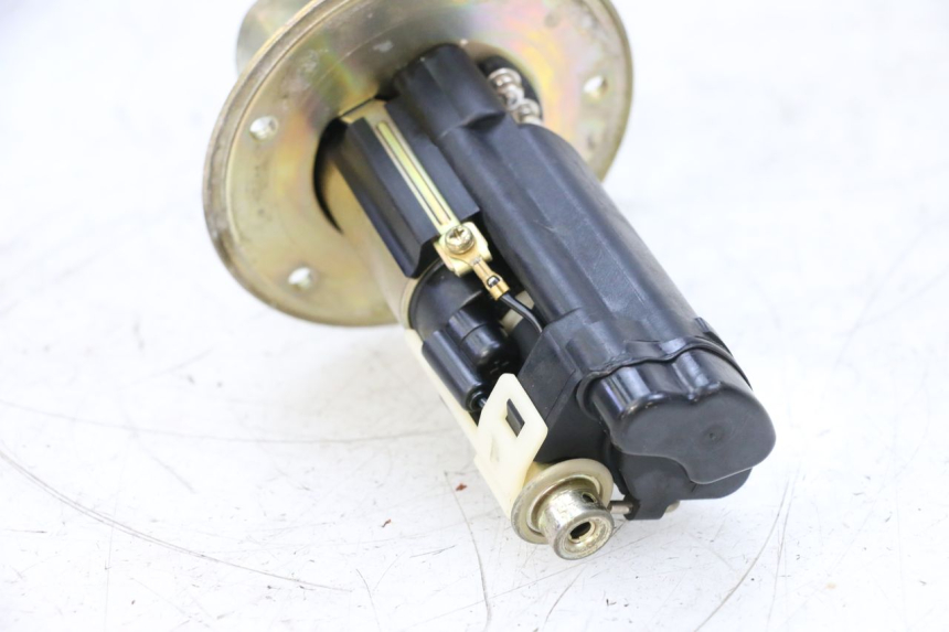 photo de BENZINEPOMP SUZUKI GSXR GSX-R 1000 (2003 - 2004) - Detail van het onderdeel