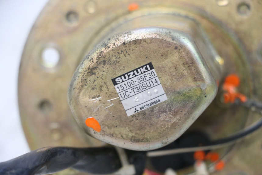 photo de BENZINEPOMP SUZUKI GSXR GSX-R 1000 (2003 - 2004) - Technische close-up