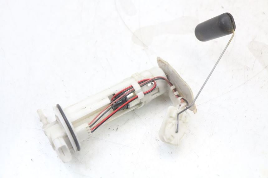 photo de BENZINEPOMP HONDA PCX (JF28) 125 (2009 - 2011) - Andere kijkhoek