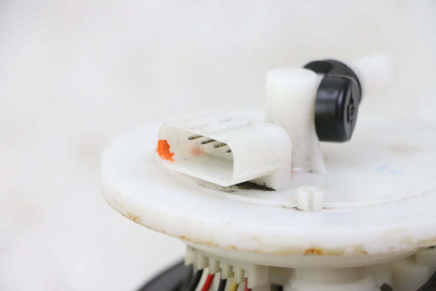 photo de BENZINEPOMP HONDA PES PS I 125 (2006 - 2012) - Andere kijkhoek