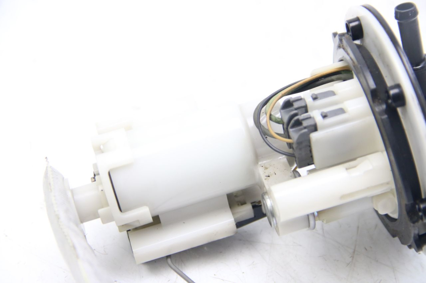 photo de BENZINEPOMP YAMAHA HW XENTER 125 (2011 - 2017) - Andere kijkhoek