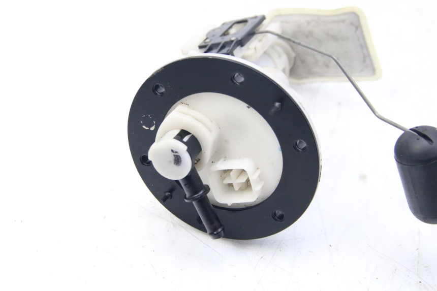 photo de BENZINEPOMP YAMAHA HW XENTER 125 (2011 - 2017) - Overzicht