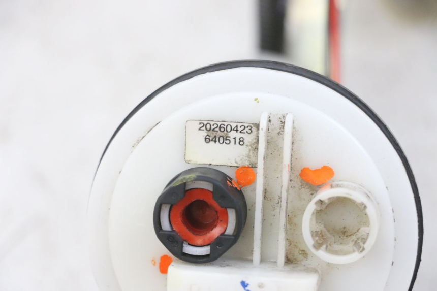 photo de BENZINEPOMP PIAGGIO IE MP3 YOURBAN 300 (2011 - 2016) - Technische close-up