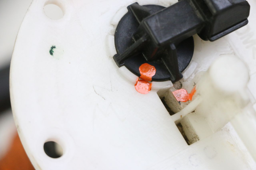 photo de BENZINEPOMP SYM JOYMAX 125 (2010 - 2017) - Andere kijkhoek