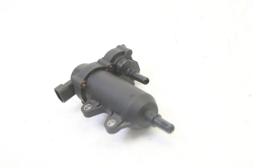 photo de BENZINEPOMP PEUGEOT KISBEE 4T 50 (2018 - 2022) - Bevestigingspunten