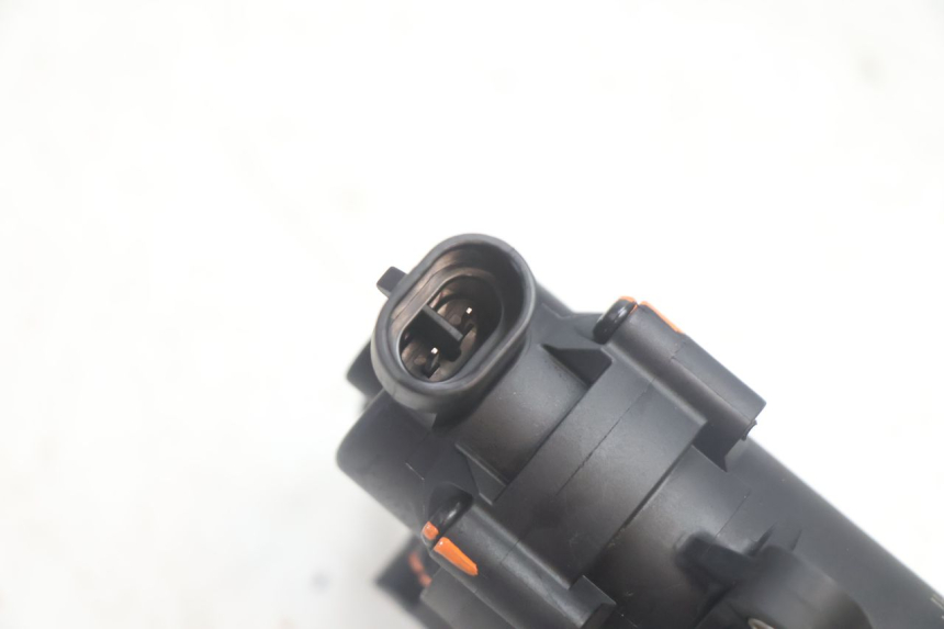 photo de BENZINEPOMP PEUGEOT KISBEE 4T 50 (2018 - 2022) - Overzicht
