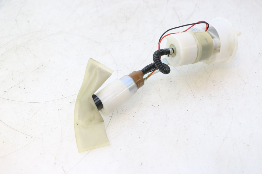photo de BENZINEPOMP PIAGGIO LIBERTY IGET 4T 50 (2015 - 2020) - Gecontroleerd onderdeel