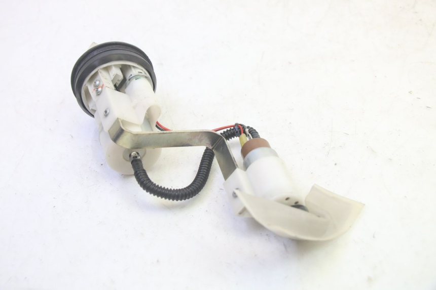 photo de BENZINEPOMP PIAGGIO MP3 HPE 350 (2018 - 2020) - Gecontroleerd onderdeel