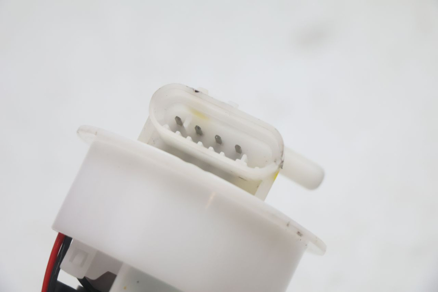 photo de Brandstofpomp PIAGGIO MP3 HPE 530 (2022 - 2026) - Bevestigingspunten