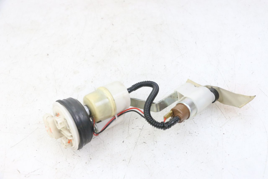 photo de BENZINEPOMP PIAGGIO MP3 LT 300 (2010 - 2016) - Bevestigingspunten
