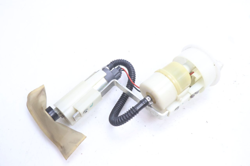 photo de BENZINEPOMP PIAGGIO MP3 LT 400 (2007 - 2012) - Hoofdaanzicht