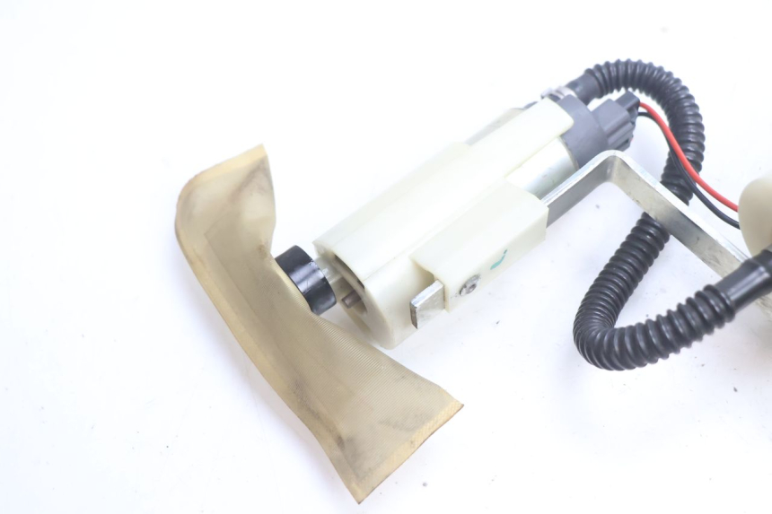 photo de BENZINEPOMP PIAGGIO MP3 LT 400 (2007 - 2012) - Detail van het onderdeel