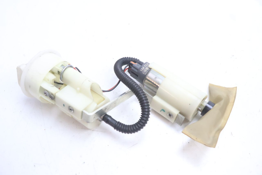 photo de BENZINEPOMP PIAGGIO MP3 LT 400 (2007 - 2012) - Technische close-up