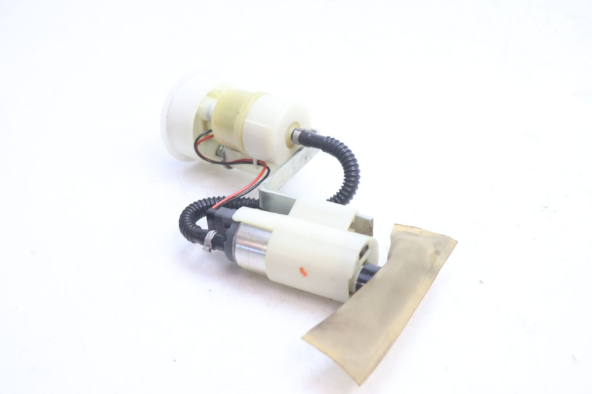 photo de BENZINEPOMP PIAGGIO MP3 LT 400 (2007 - 2012) - Gecontroleerd onderdeel