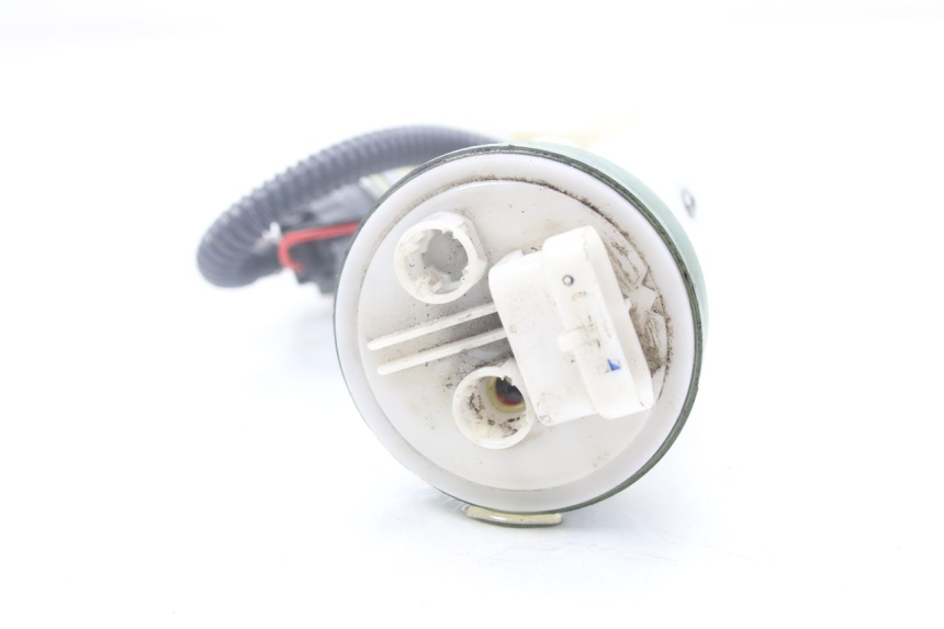 photo de BENZINEPOMP PIAGGIO MP3 500 (2014 - 2017) - Detail van het onderdeel