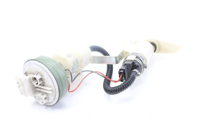 photo de BENZINEPOMP PIAGGIO MP3 500 (2014 - 2017) - Technische close-up