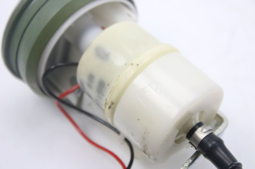 photo de BENZINEPOMP PIAGGIO MP3 500 (2014 - 2017) - Markeringen en referenties