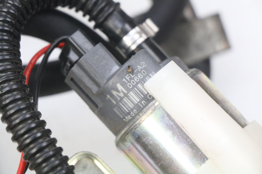 photo de BENZINEPOMP PIAGGIO MP3 500 (2011 - 2015) - Zoom op gebruiksstaat