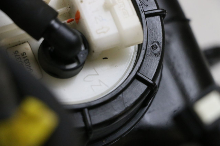 photo de BENZINEPOMP PIAGGIO MP3 500 (2011 - 2015) - Detail van het onderdeel