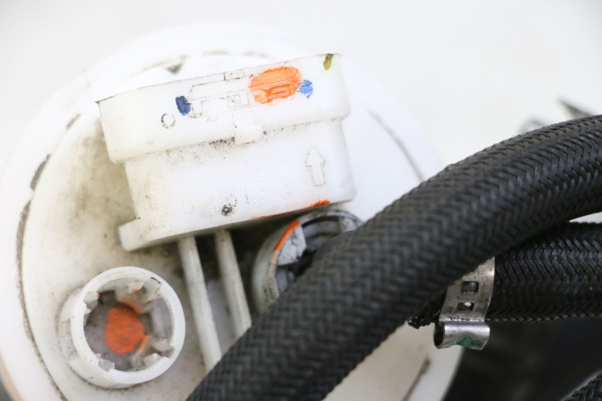 photo de BENZINEPOMP PIAGGIO MP3 500 (2014 - 2017) - Overzicht