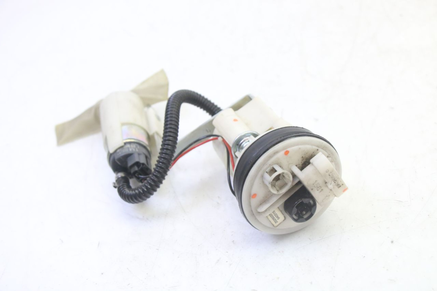 photo de BENZINEPOMP PIAGGIO MP3 500 (2011 - 2015) - Andere kijkhoek