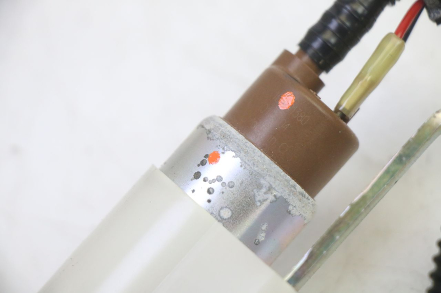 photo de BENZINEPOMP PIAGGIO MP3 RL 250 (2006 - 2010) - Detail van het onderdeel