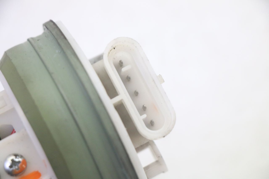 photo de BENZINEPOMP PIAGGIO MP3 500 (2016 - 2018) - Andere kijkhoek