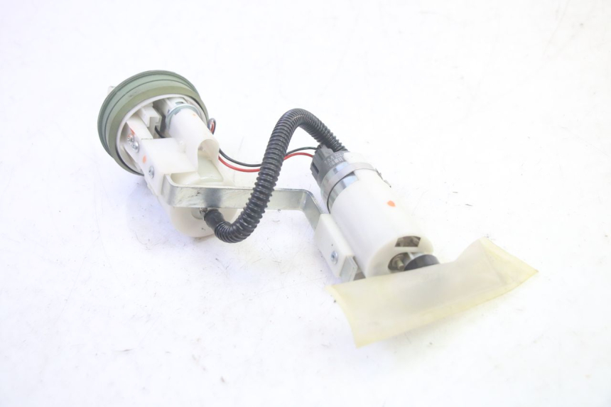 photo de BENZINEPOMP PIAGGIO MP3 500 (2016 - 2018) - Technische close-up