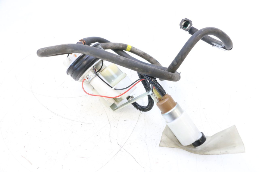 photo de BENZINEPOMP PIAGGIO MP3 RL 250 (2006 - 2010) - Staat van het oppervlak