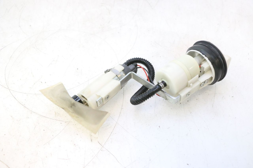 photo de BENZINEPOMP PIAGGIO MP3 500 (2011 - 2015) - Hoofdaanzicht