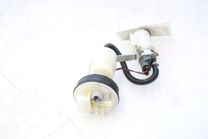 photo de BENZINEPOMP PIAGGIO MP3 500 (2011 - 2015) - Detailaanzicht