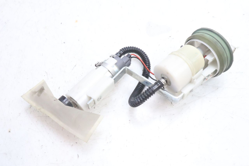 photo de BENZINEPOMP PIAGGIO MP3 500 (2016 - 2018) - Technische close-up